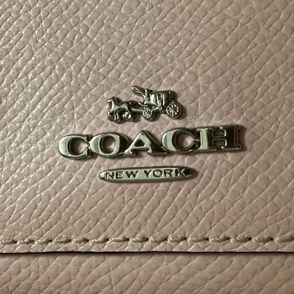 Coach Pink Wallet - Picture 3 of 13